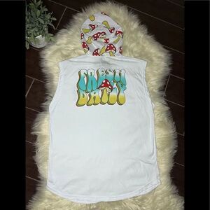 Fresh Laundry Fresh Daily sleeveless hooded tee sz XL